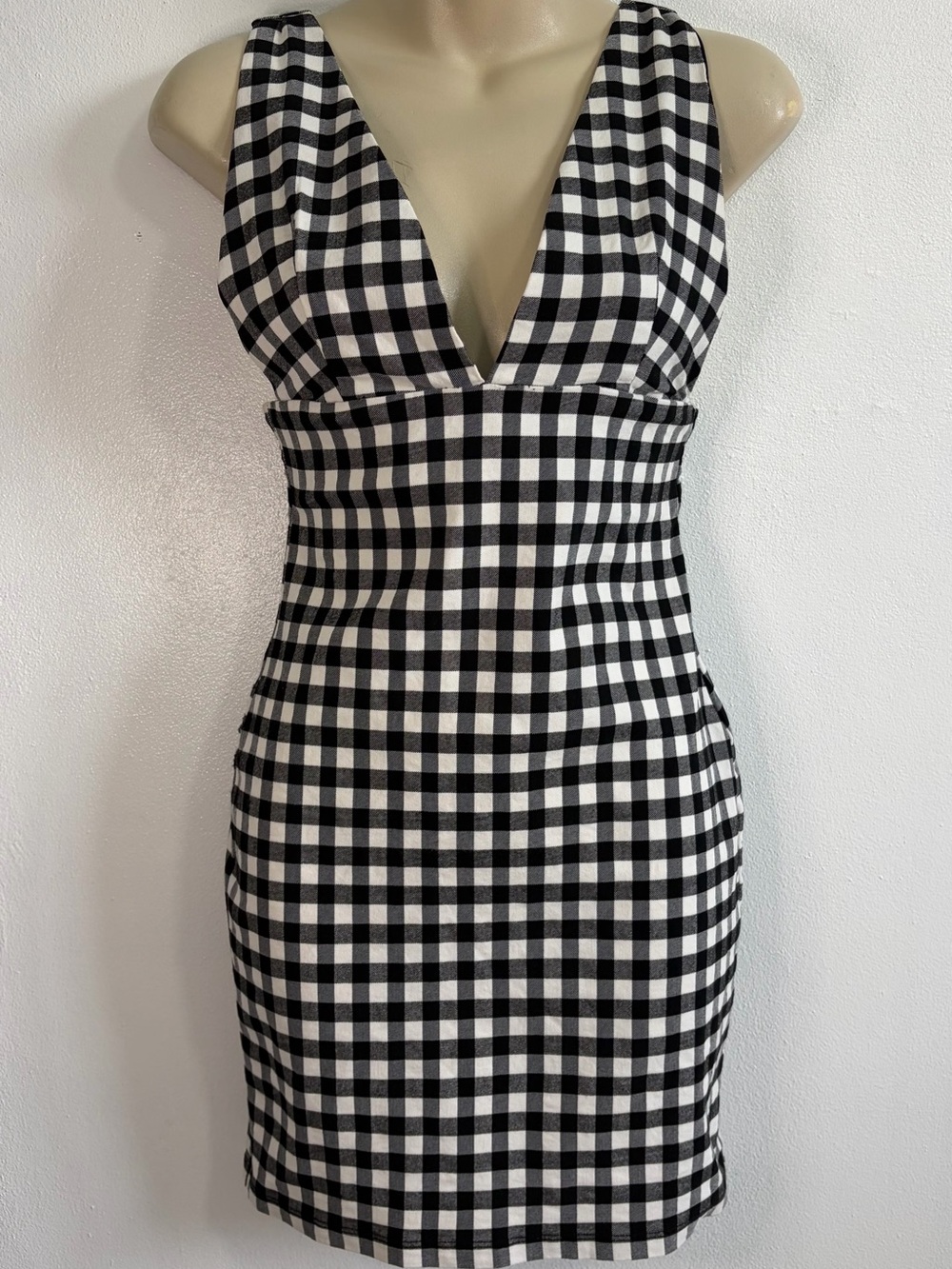 Papaya Black White Gingham Plaid Bodycon Mini Dress Medium Plunge V Neck